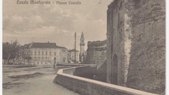 piazza castello